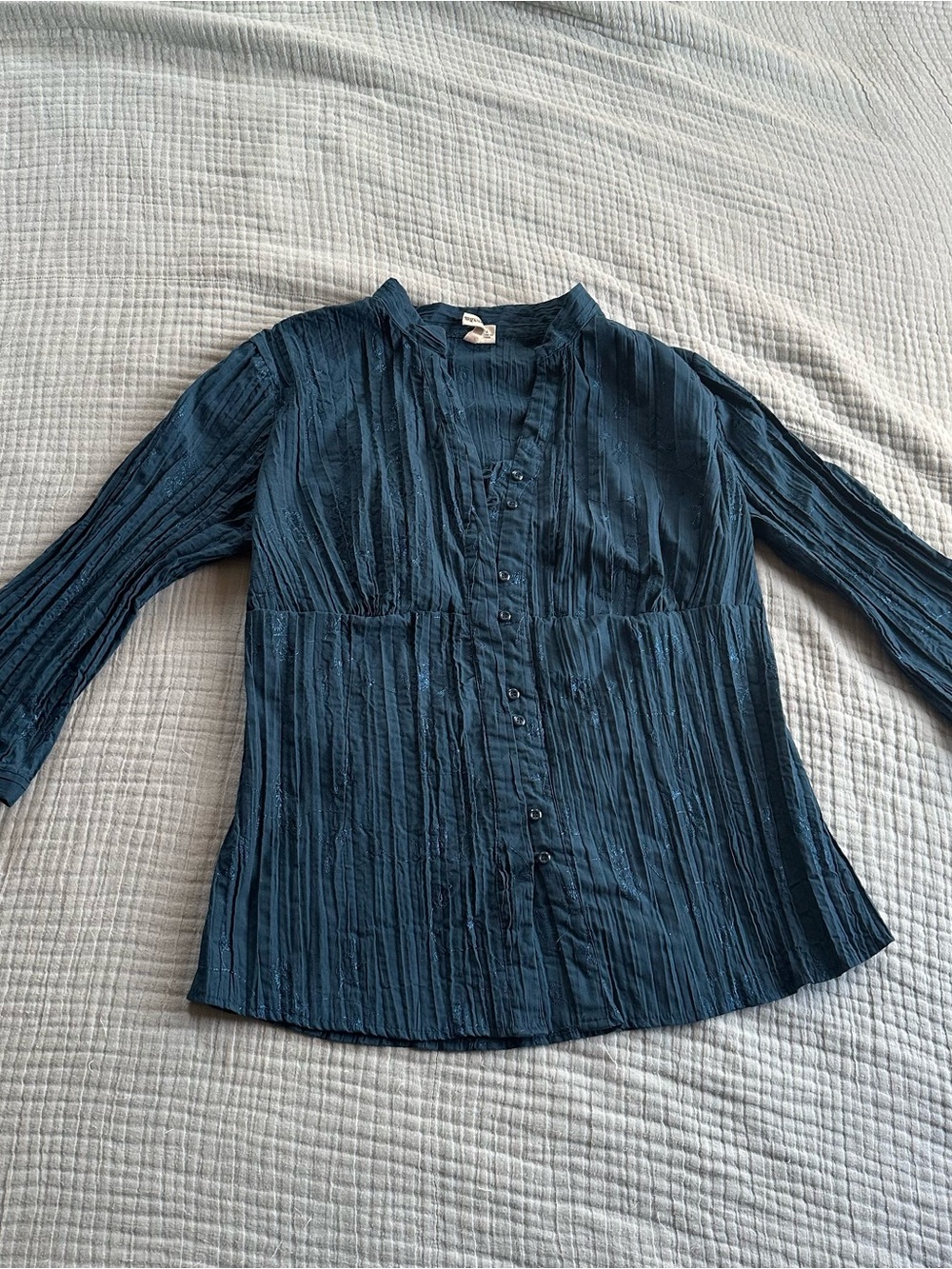 St. John’s Bay deep teal pleated embroidered button up blouse 3/4 sleeve - Picture 2 of 3